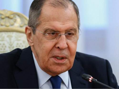 &laquo;Нафиг сюда пришёл&raquo;: Лаврова атаковали журналисты перед переговорами Путина и Лукашенко (ВИДЕО)