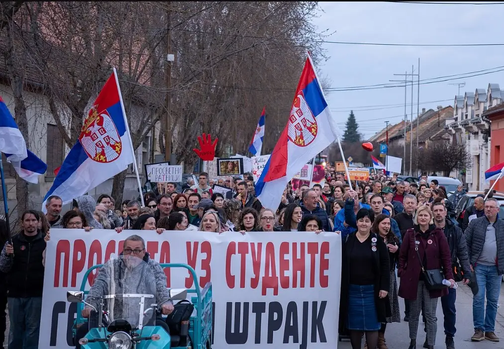 Вучич уверен, что не допустит «майдана» в Сербии Вучич уверен, что не допустит «майдана» в Сербии