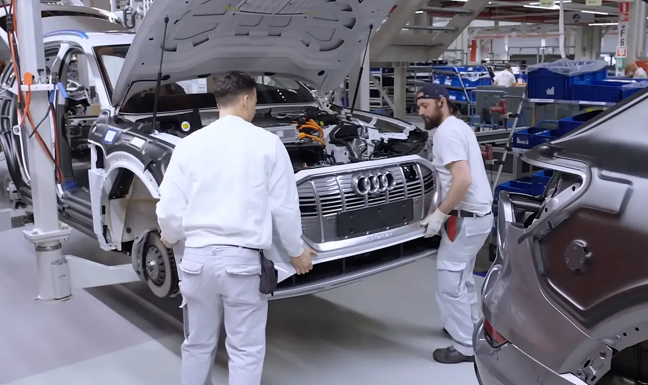 Прогнозы ухудшаются: Audi увольняет тысячи сотрудников Прогнозы ухудшаются: Audi увольняет тысячи сотрудников