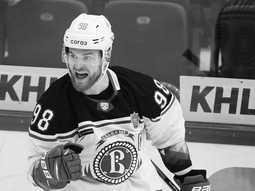 Стали известны подробности смерти 34-летнего хоккеиста &laquo;Спартака&raquo; Малыхина