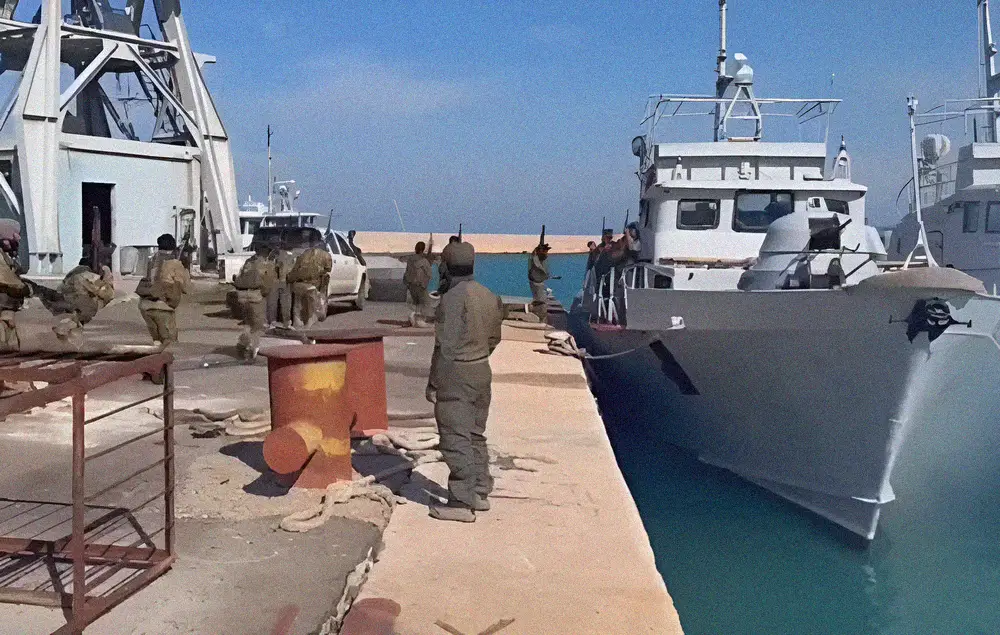 Покрасовались и хватит: ВВС Израиля ночью уничтожили базу нового сирийского флота, которая засветилась на видео