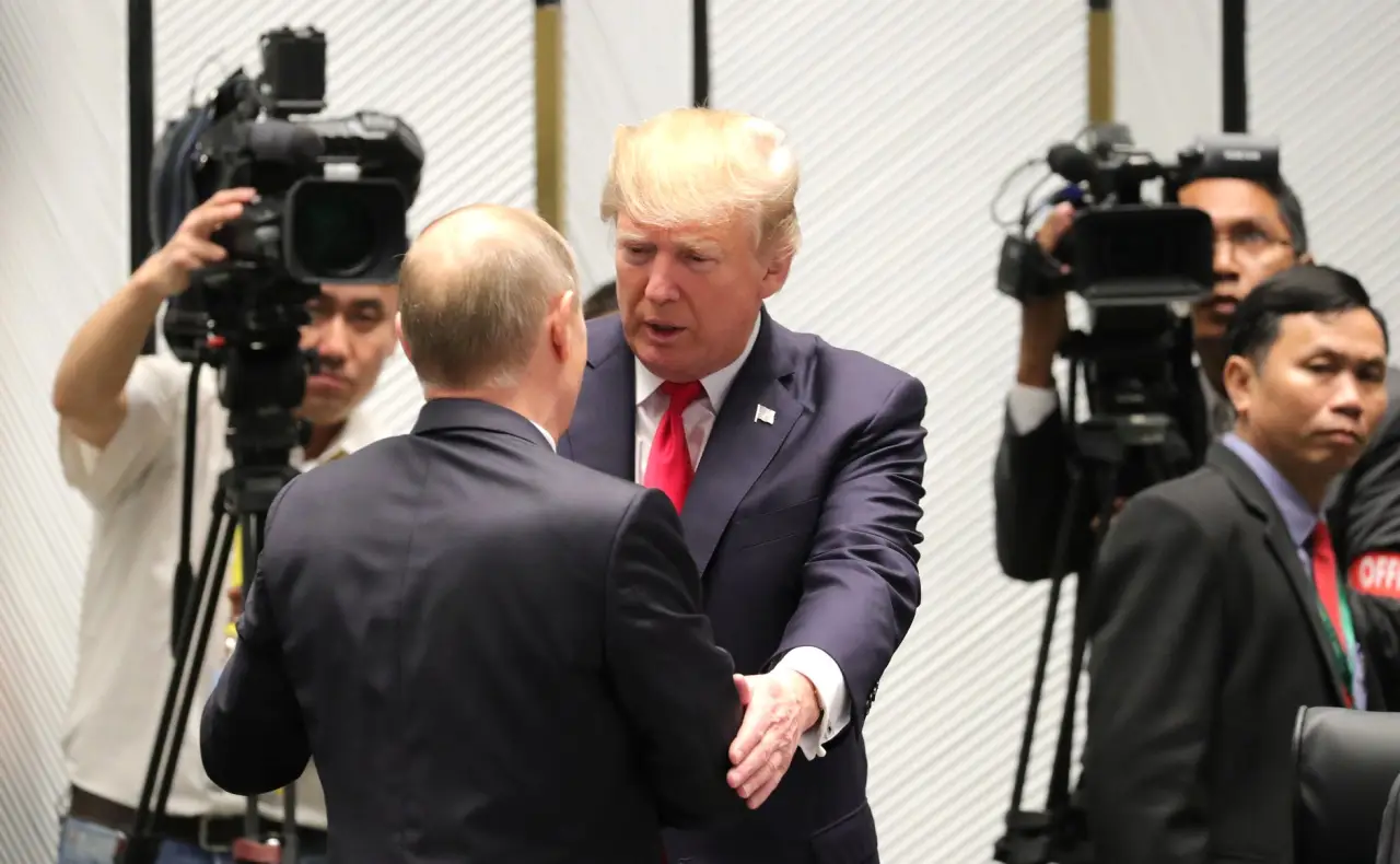 «Я очень зол на Путина»: Трамп пригрозил России новыми санкциями