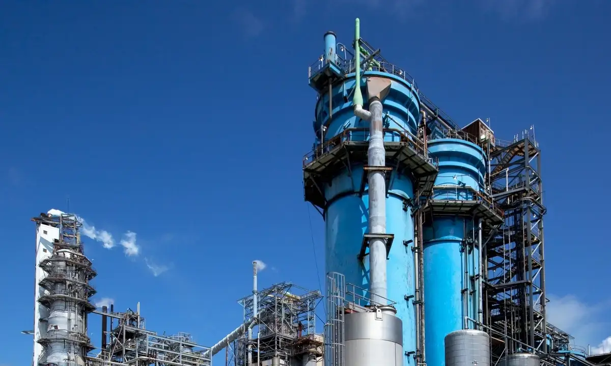 Российский завод по производству СПГ в Арктике возобновил сжигание газа после долгого затишья – Bloomberg
