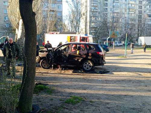 «Страна.ua»: в Днепре взорвался автомобиль чиновника (ФОТО) «Страна.ua»: в Днепре взорвался автомобиль чиновника (ФОТО)