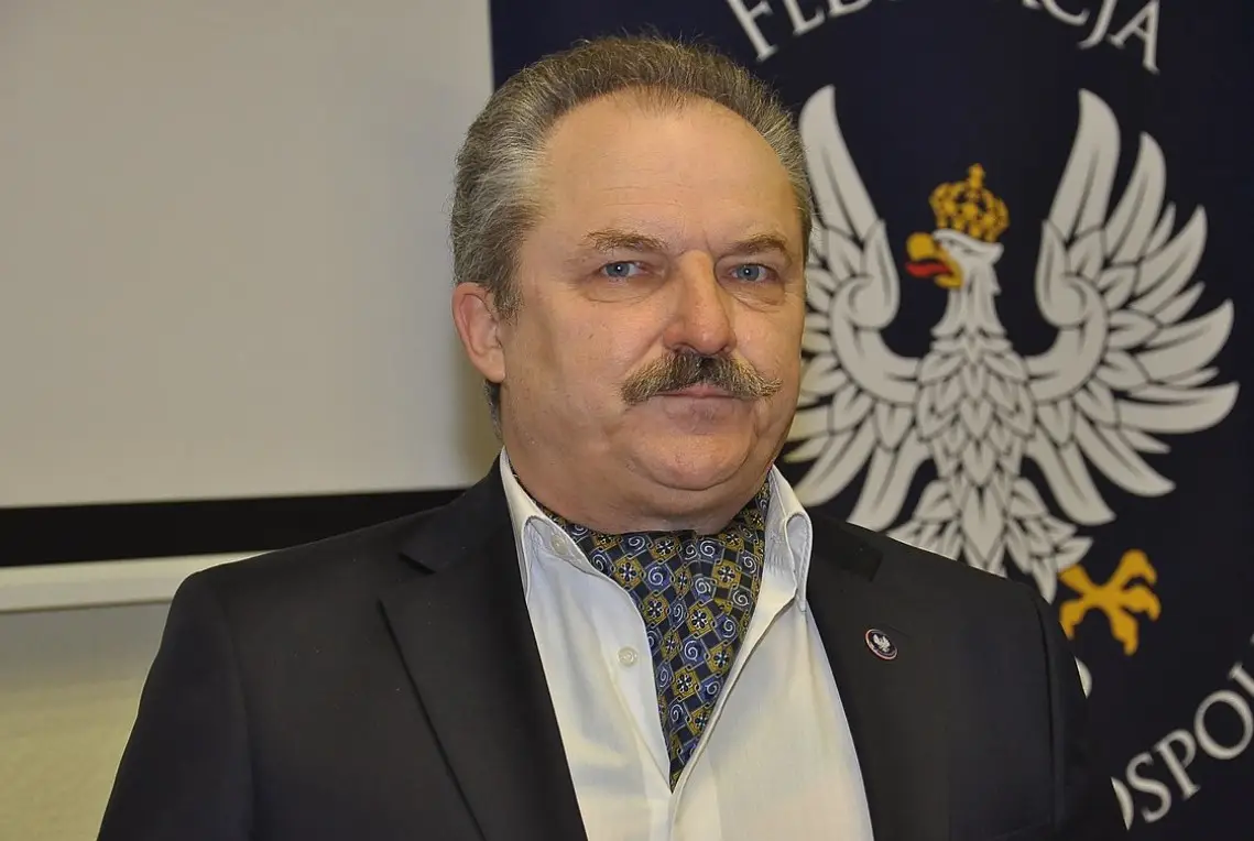 «Это не наш цирк и не наши обезьяны»: кандидат в президенты Польши нелестно отозвался об украинцах