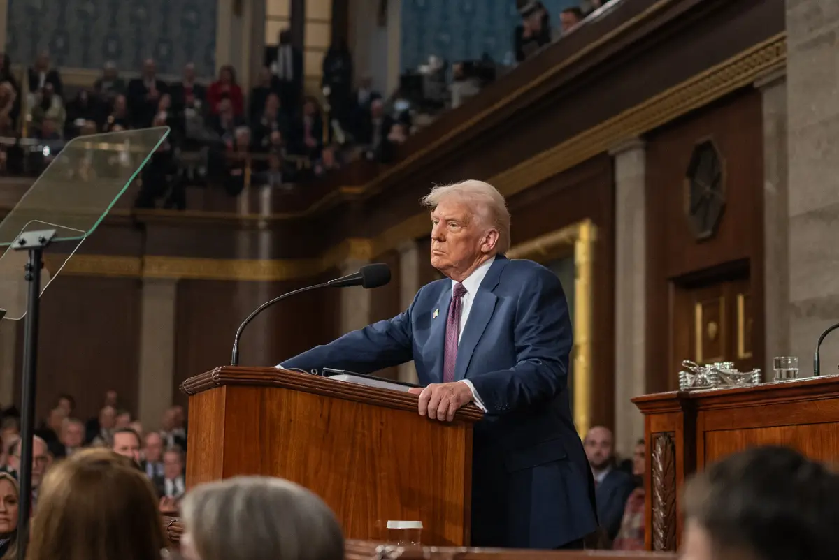 «Теперь точно Горбачев»: Трамп призвал американцев готовиться к тяжелым временам и терпению