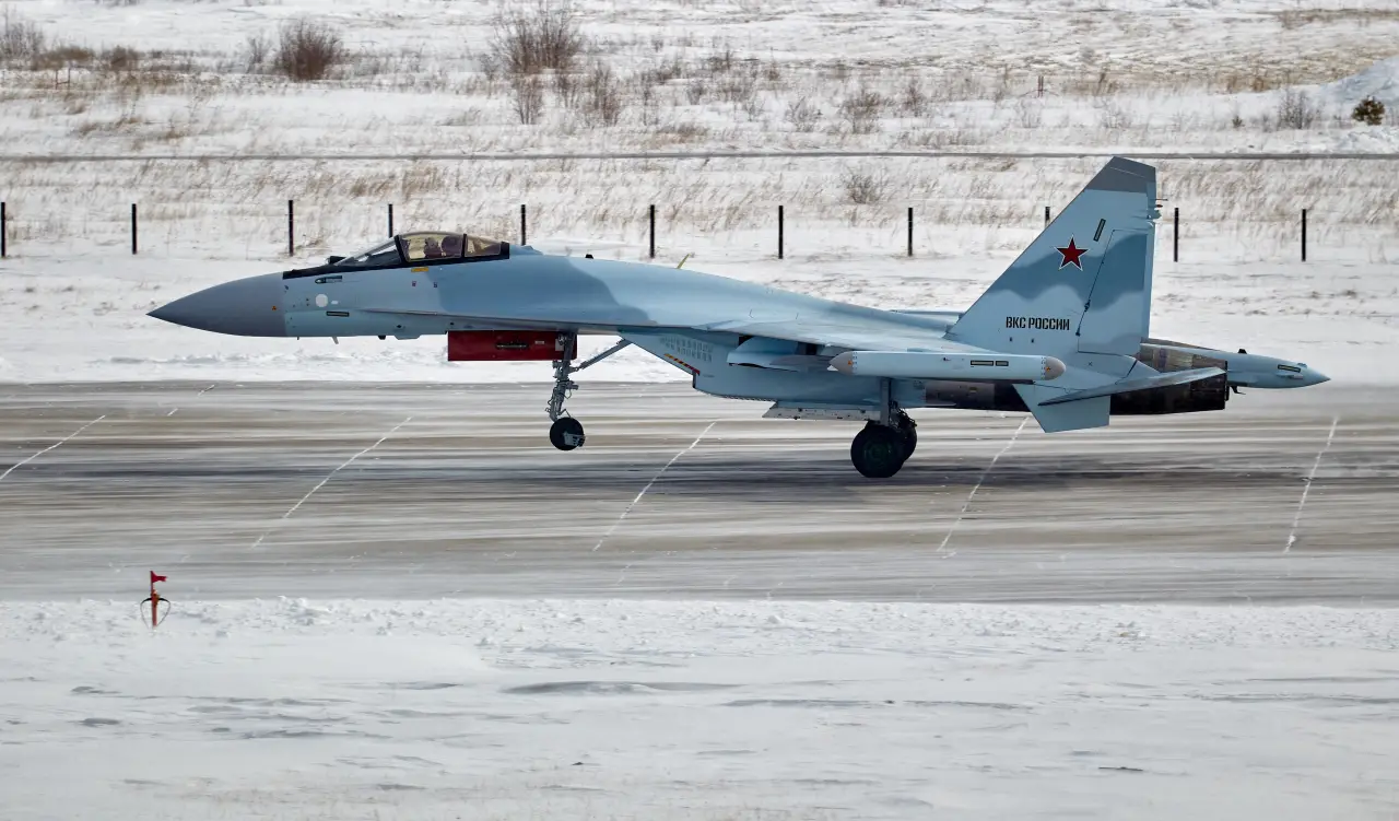 Алжир получил российские истребители Су-35С, предназначавшиеся Египту
