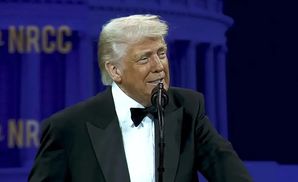 Трамп похвастался, как его друзья-миллиардеры заработали на «качелях» фондового рынка США