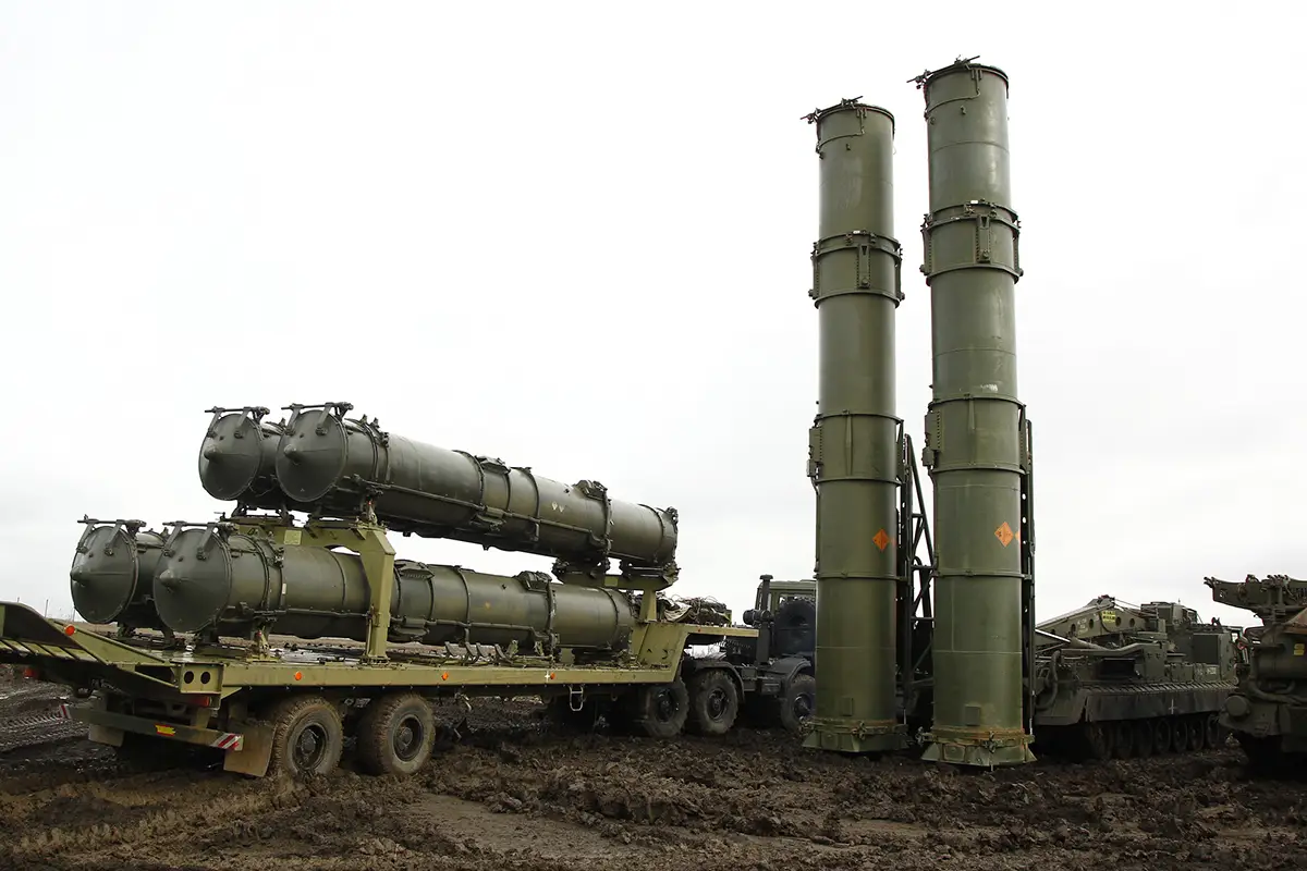 Как Россия может закрыть небо над большей частью Украины