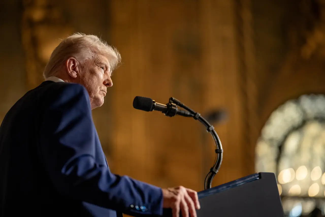Трамп, объявив торговую войну Китаю, загнал себя в безвыходное положение