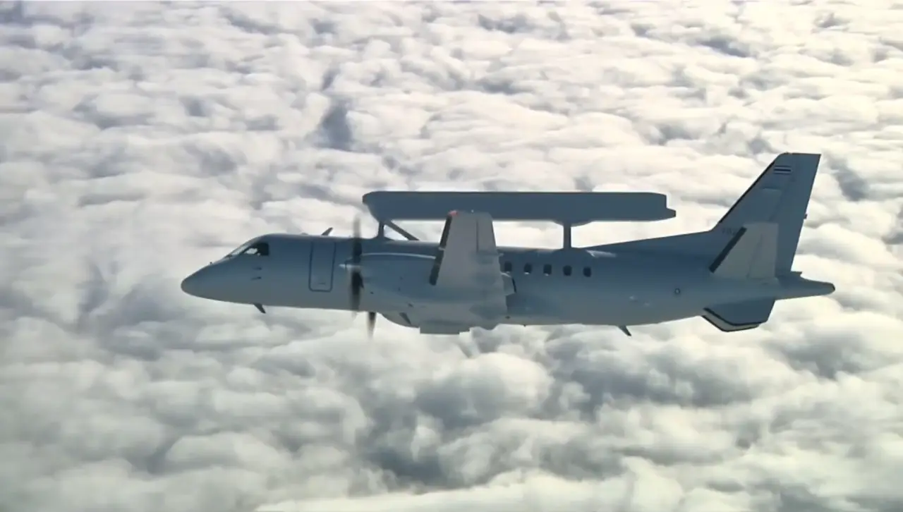 Над Западом Украины совершил пробный полет шведский самолет ДРЛО Saab 340 AEW&C Над Западом Украины совершил пробный полет шведский самолет ДРЛО Saab 340 AEW&C