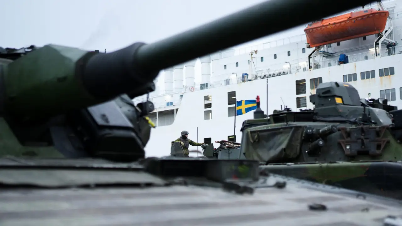 Северная Европа формирует собственный военный блок, готовясь противостоять РФ и США Северная Европа формирует собственный военный блок, готовясь противостоять РФ и США