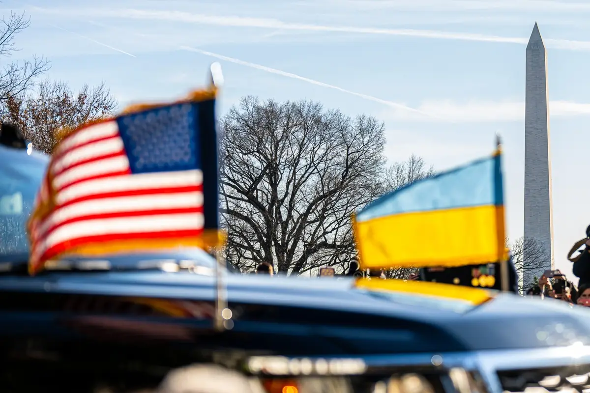 Опоздание на тридцать лет: Украина разрушает западный альянс – FT
