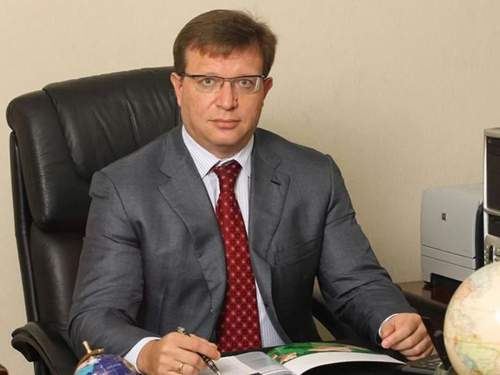 СМИ: глава «Налог-сервиса» арестован по обвинению в получении взятки СМИ: глава «Налог-сервиса» арестован по обвинению в получении взятки