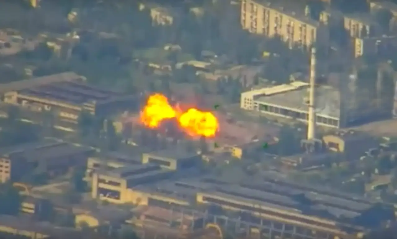 Без шансов: авиабомба ФАБ-3000 уничтожила цех по сборке БПЛА в Херсонской области