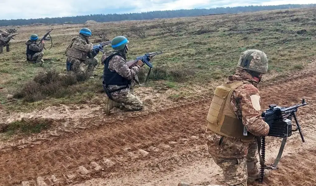 Военкор назвал варианты развития событий в Курской области Военкор назвал варианты развития событий в Курской области