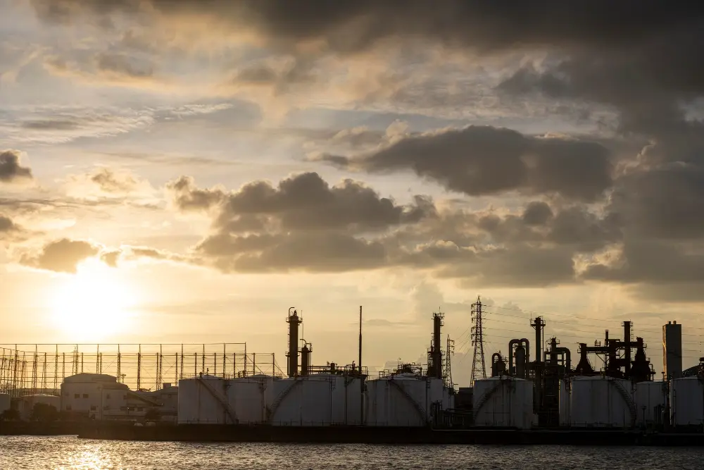 В ЕС в последний момент сорвано принятие плана по отказу от российского газа и СПГ В ЕС в последний момент сорвано принятие плана по отказу от российского газа и СПГ
