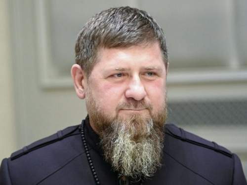 Кадыров прояснил ситуацию с заявлением о своей отставке Кадыров прояснил ситуацию с заявлением о своей отставке