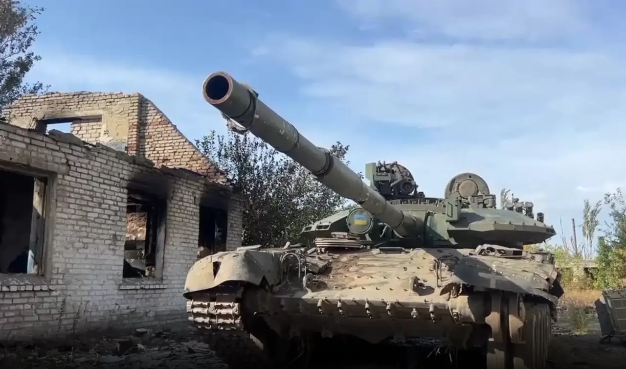 ВС РФ сожгли бронированную колонну ВСУ, прорвавшуюся в центр Торецка ВС РФ сожгли бронированную колонну ВСУ, прорвавшуюся в центр Торецка