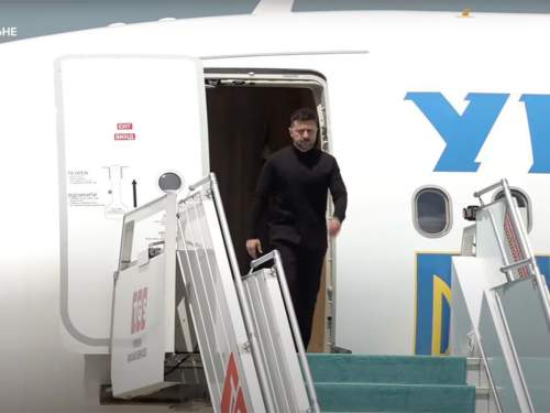 Зеленский передал Путину из Турции два слова, оскорбив делегацию РФ Зеленский передал Путину из Турции два слова, оскорбив делегацию РФ