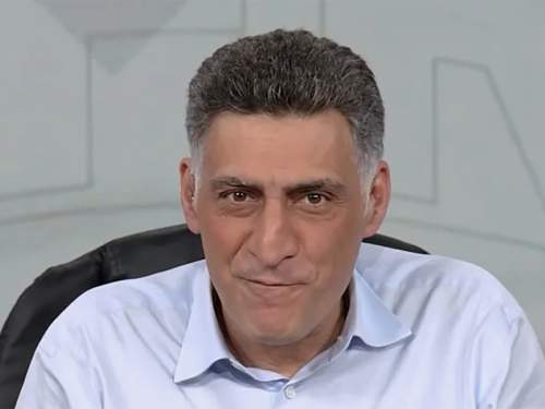 «Должен проснуться»: состояние впавшего в кому Кеосаяна оценил невролог «Должен проснуться»: состояние впавшего в кому Кеосаяна оценил невролог