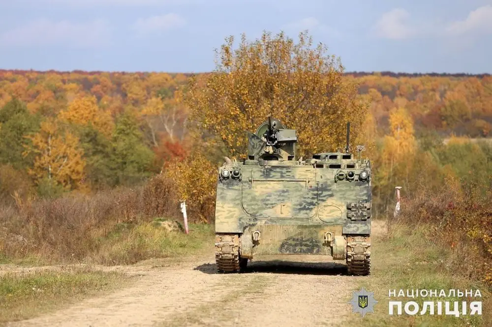 Итальянцы подарят украинцам 400 списанных VCC-2 Camilino, а также «систему спутникового наблюдения» для операций против РФ Итальянцы подарят украинцам 400 списанных VCC-2 Camilino, а также «систему спутникового наблюдения» для операций против РФ