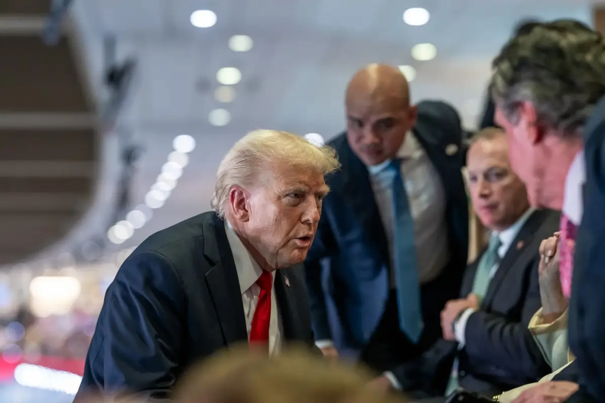 Трамп нащупал уязвимость европейских глобалистов – FT Трамп нащупал уязвимость европейских глобалистов – FT