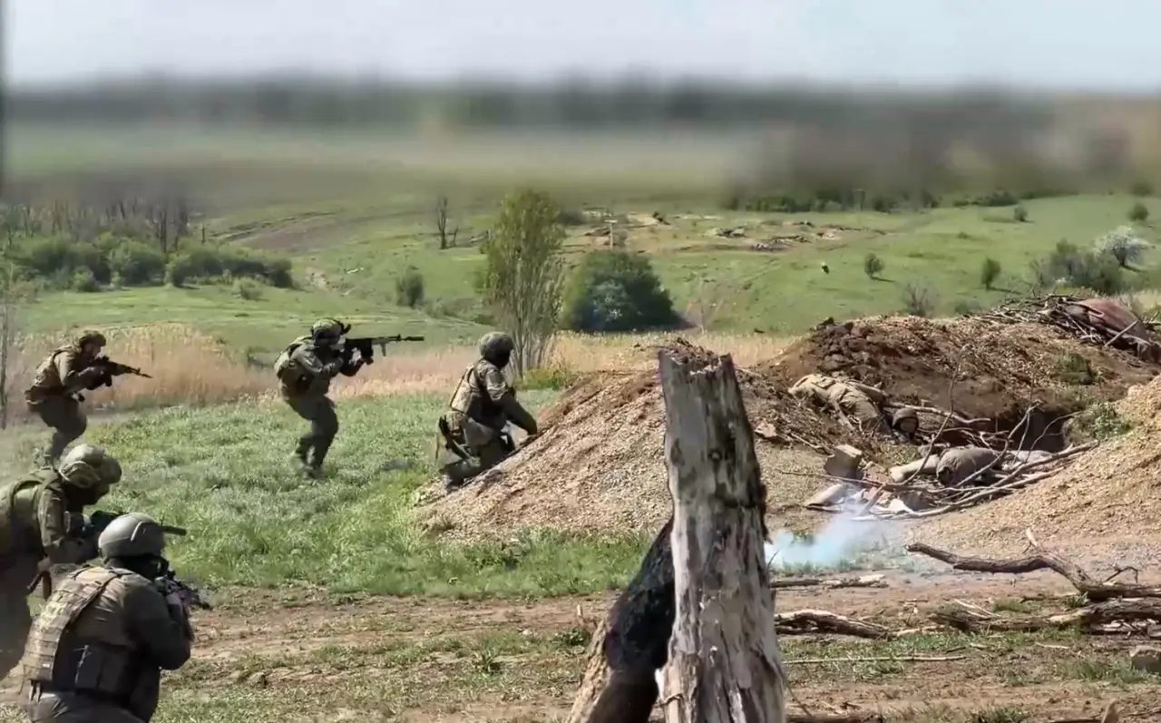 Чтобы браться за Константиновку, надо сперва разделаться с Торецком