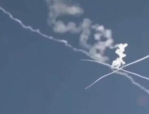 БПЛА ВСУ массово атаковали Москву и Подмосковье: есть разрушения (ВИДЕО)