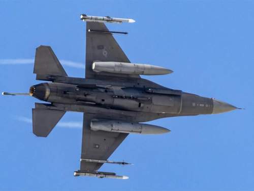 СМИ: 12 бойцов РФ получили 15 млн рублей за первый сбитый F 16 СМИ: 12 бойцов РФ получили 15 млн рублей за первый сбитый F 16
