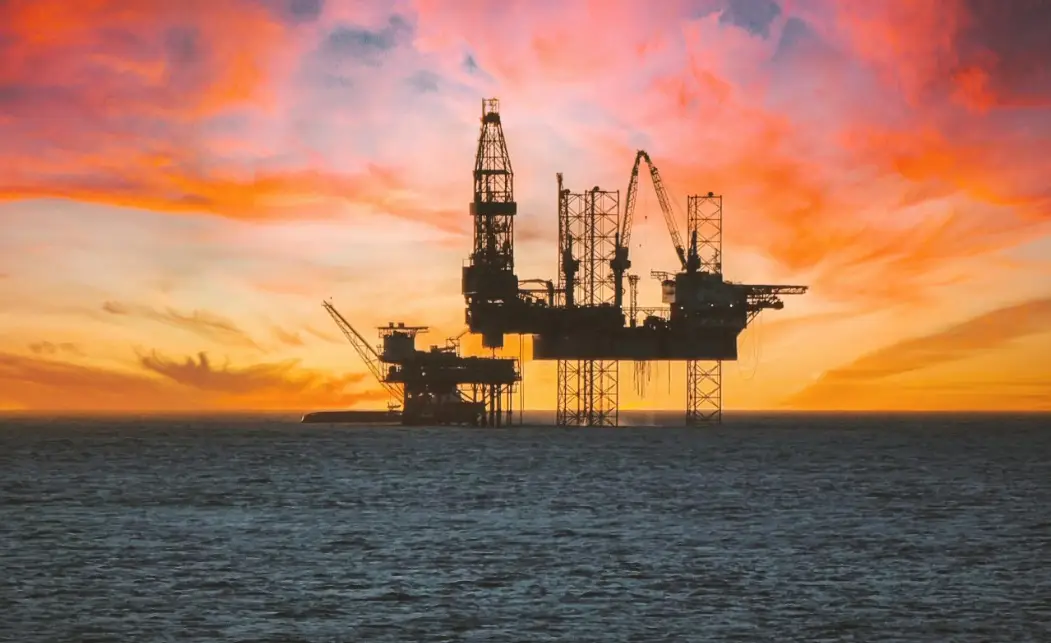 Санкции Трампа привели к упадку на нефтяном рынке США Санкции Трампа привели к упадку на нефтяном рынке США