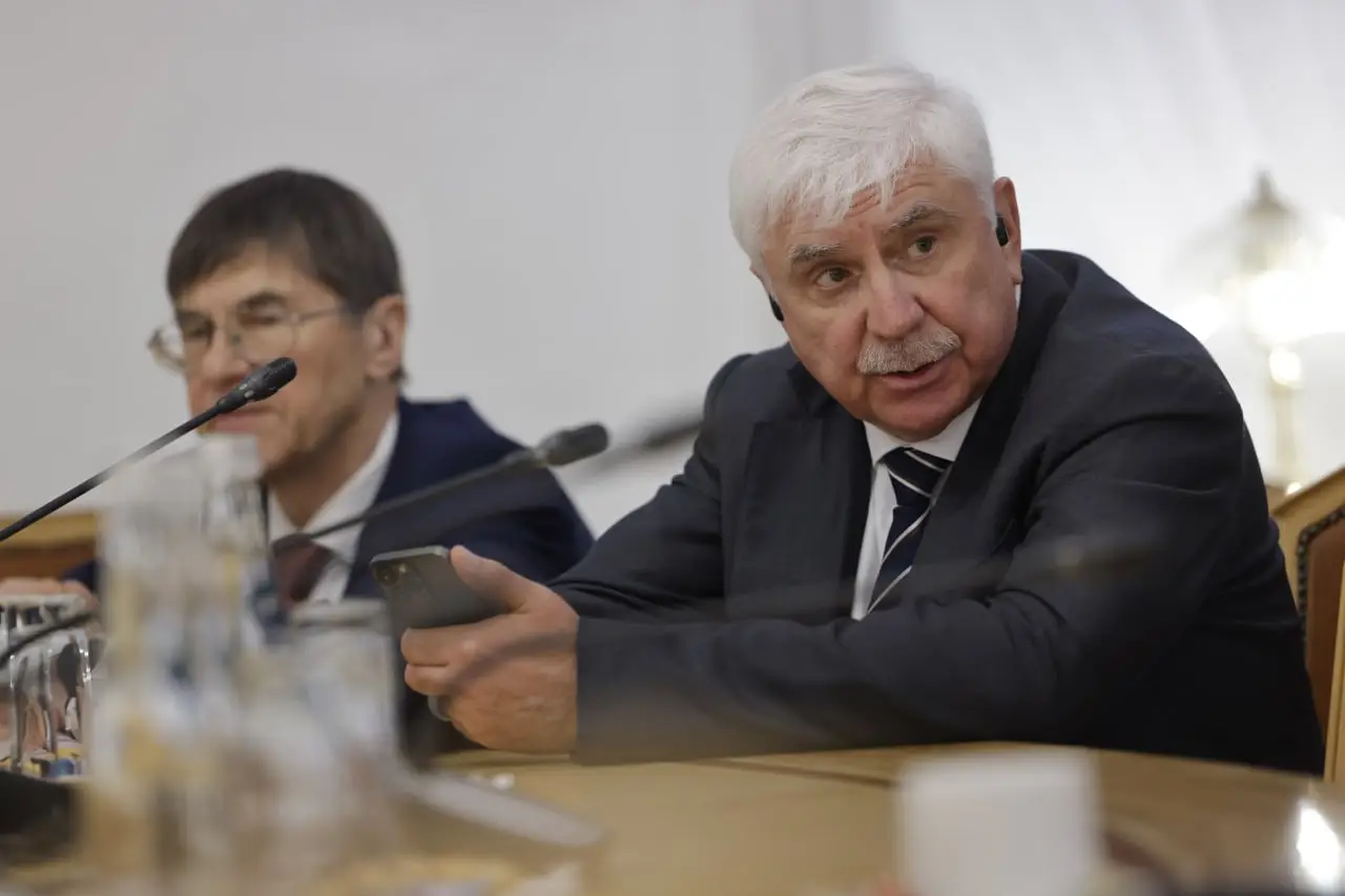 «Только не бейте по аэродромам»: в Госдуме назвали условие третьего раунда переговоров с Украиной «Только не бейте по аэродромам»: в Госдуме назвали условие третьего раунда переговоров с Украиной