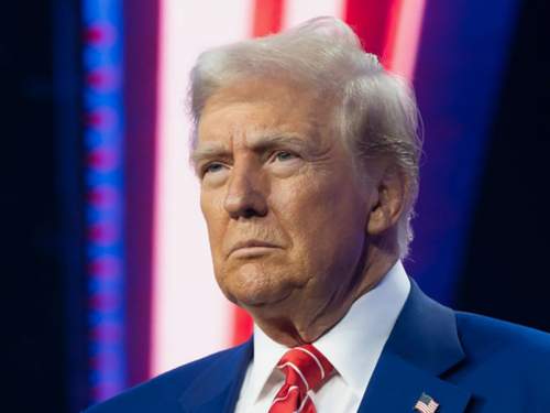 Стала известна реакция Трампа на удары беспилотников ВСУ по аэродромам РФ Стала известна реакция Трампа на удары беспилотников ВСУ по аэродромам РФ