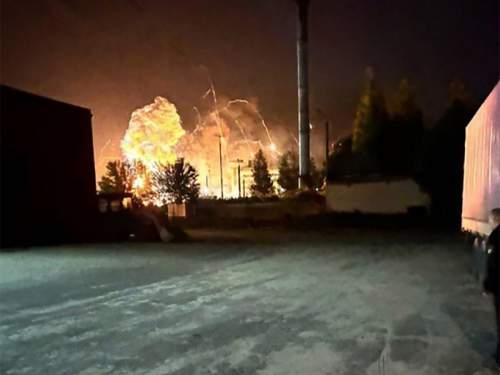 БПЛА ВСУ атаковали РФ: взрыв в районе Брянского аэропорта, под ударом Москва (ФОТО) БПЛА ВСУ атаковали РФ: взрыв в районе Брянского аэропорта, под ударом Москва (ФОТО)
