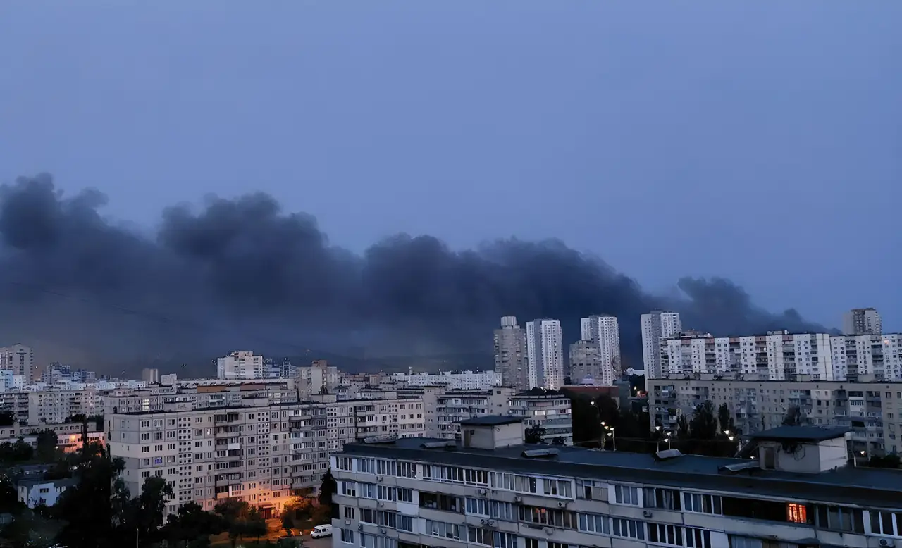 По Киеву нанесен один из самых масштабных ударов за время СВО По Киеву нанесен один из самых масштабных ударов за время СВО