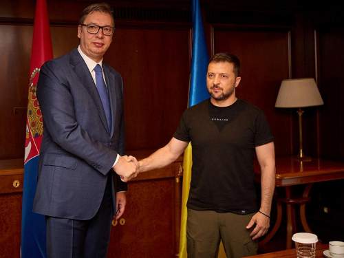 Вучич поддержал Киев, предложив Зеленскому восстановить один-два украинских города Вучич поддержал Киев, предложив Зеленскому восстановить один-два украинских города