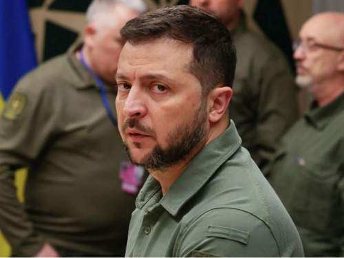 СМИ: Зеленский готовит операцию против РФ с «огромным количеством катеров» СМИ: Зеленский готовит операцию против РФ с «огромным количеством катеров»