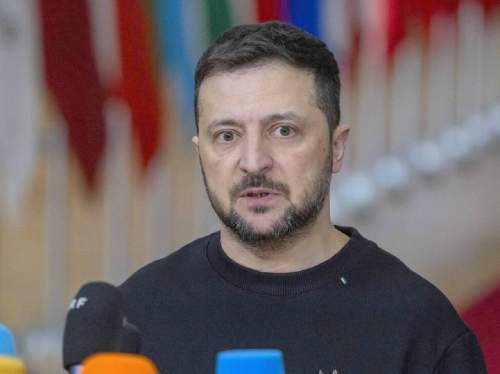 «Его слова больнее пуль»: Зеленский пожаловался на угрозы главы Пентагона «Его слова больнее пуль»: Зеленский пожаловался на угрозы главы Пентагона