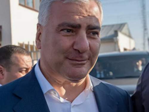 Суд в Армении арестовал Самвела Карапетяна на два месяца Суд в Армении арестовал Самвела Карапетяна на два месяца
