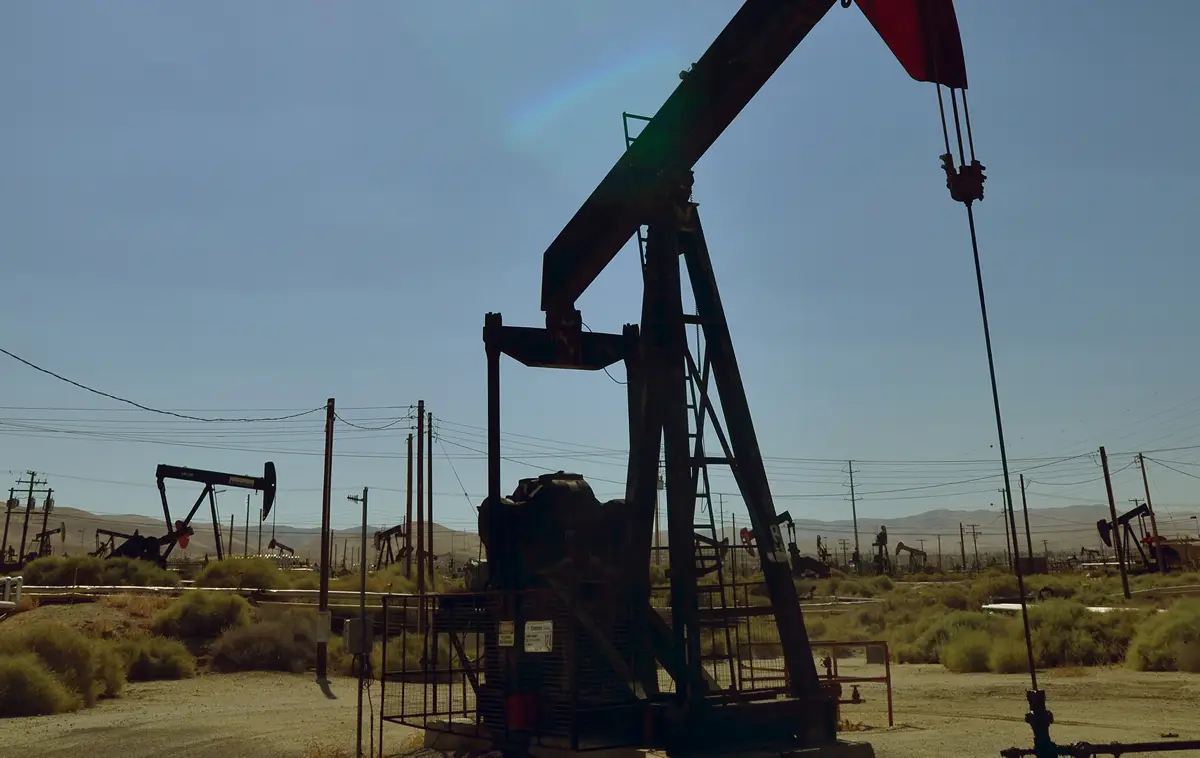 Геополитический риск: предсказана настоящая стоимость нефти в ближайшее время Геополитический риск: предсказана настоящая стоимость нефти в ближайшее время