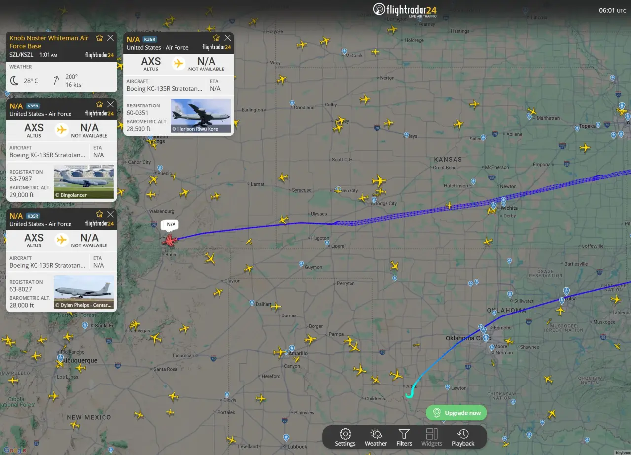 В США взлетели бомбардировщики B-2. Есть вероятность начала операции против Ирана В США взлетели бомбардировщики B-2. Есть вероятность начала операции против Ирана