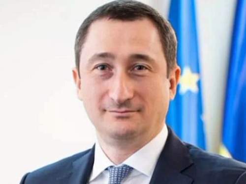 СМИ: семья вице-премьера Украины Чернышова сбежала вслед за ним за границу СМИ: семья вице-премьера Украины Чернышова сбежала вслед за ним за границу