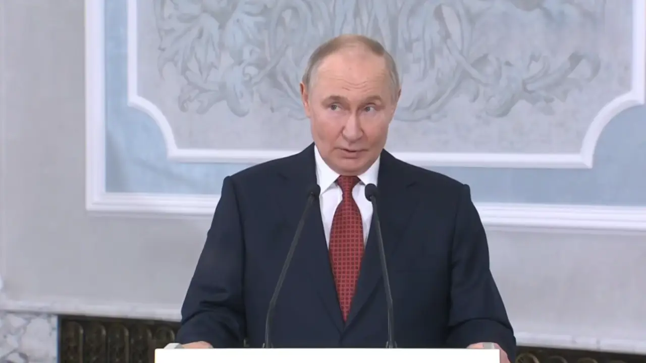 Путин о Западе: сами скоро сдохнут там, а нас хоронят!