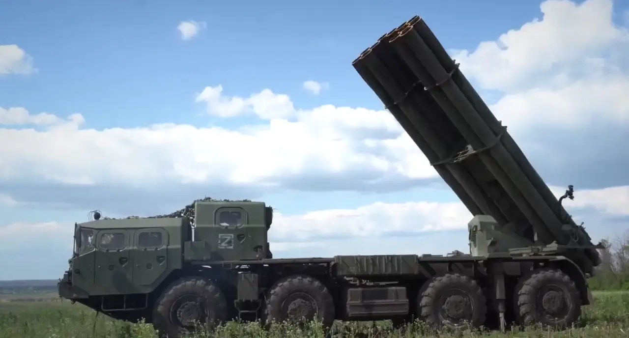 Российские ракеты эффектно уничтожили скопление техники и личного состава ВСУ
