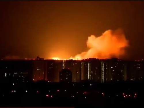 В крупных городах Украины прогремели взрывы (ВИДЕО) В крупных городах Украины прогремели взрывы (ВИДЕО)