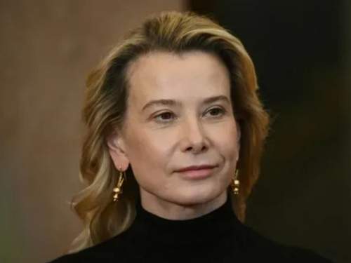«Звездач»: Юлия Высоцкая заработала 10 млрд на медикаментах