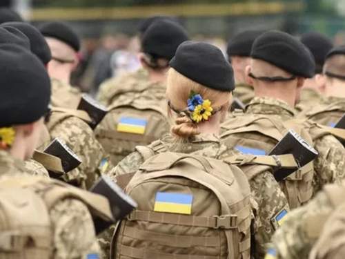«Пленная сняла маску — а там уже не человек»: ВСУ бросает в бой женский «батальон ведьм» (ФОТО) «Пленная сняла маску — а там уже не человек»: ВСУ бросает в бой женский «батальон ведьм» (ФОТО)