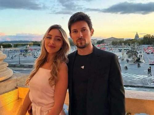 «А не слипнется?»: сладкий подарок Павла Дурова его девушке обсуждают в Сети (ФОТО) «А не слипнется?»: сладкий подарок Павла Дурова его девушке обсуждают в Сети (ФОТО)