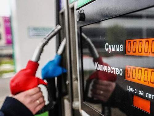 Стали известны причины рекордного подорожания бензина в России Стали известны причины рекордного подорожания бензина в России