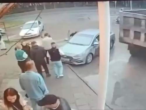 В Казахстане задержан водитель из Азербайджана, давивший прохожих на самосвале в Новосибирске